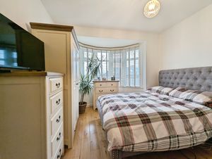 Photo 5- click for photo gallery